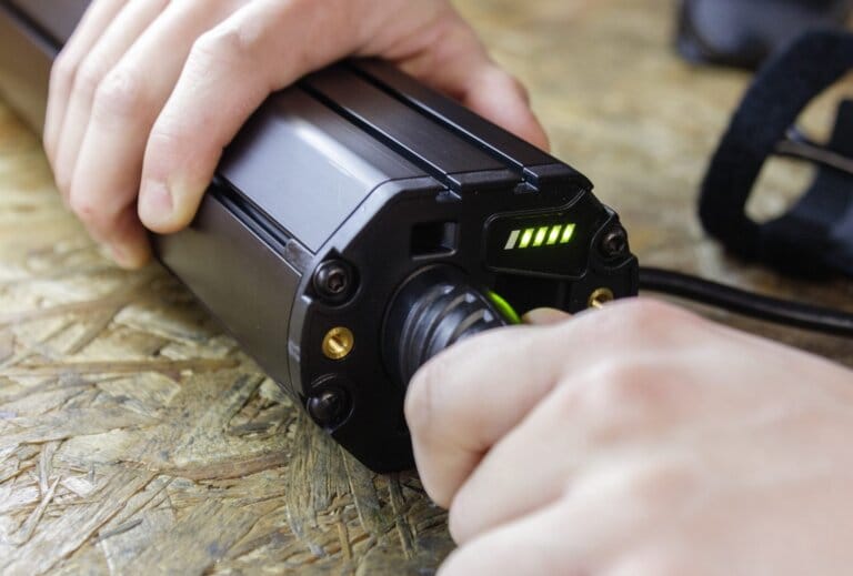 Raclan Box to reduce the risk of fire for e-bicycle 9 Raclan Box to reduce the risk of fire for e-bicycle