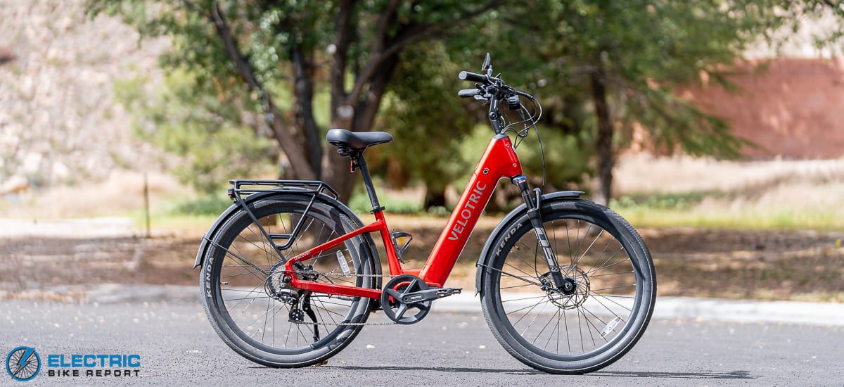 Best Cruiser Electric Bikes | 11 Cool & Comfy Rides 1 Velotric Discover 2 hero 1200x550 3 2