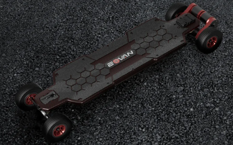 New Evan GTO Edition of Silois Plates: a range of 60 km