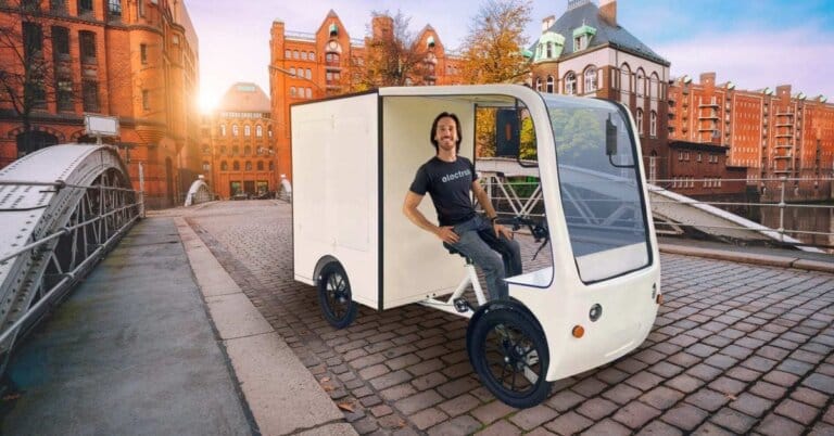 Awesomely Weird Alibaba EV of the Week: This four-wheeled e-bike/car 3 Awesomely Weird Alibaba EV of the Week: This four-wheeled e-bike/car