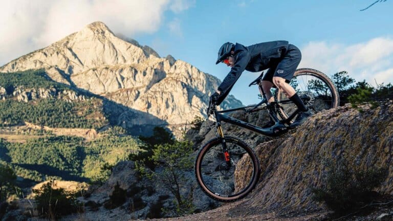 Spanish Bike Brand MMR Is Ready To Hit The Trails With New Kaizen E-MTB 7 Spanish Bike Brand MMR Is Ready To Hit The Trails With New Kaizen E-MTB
