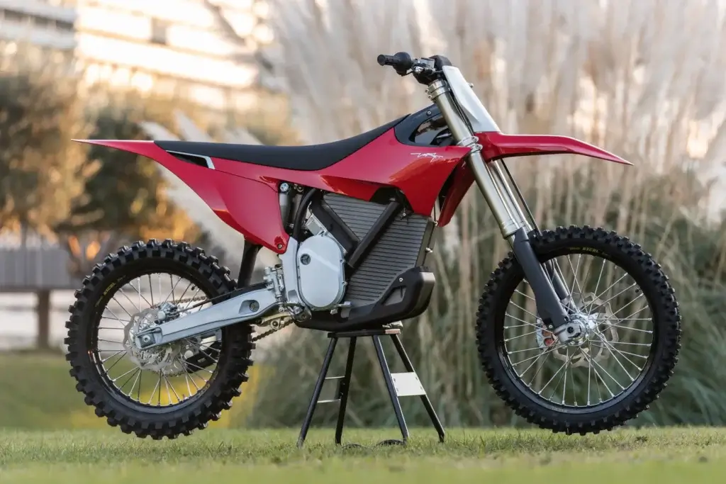 Stark VARG Speed vs Other Electric Dirt Bikes: Ultimate Comparison (2025) 2 Stark VARG Speed vs Other E Dirt Bikes